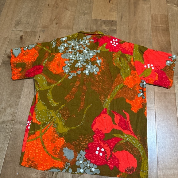 70s Hawaiian shirt - Picture 5 of 5